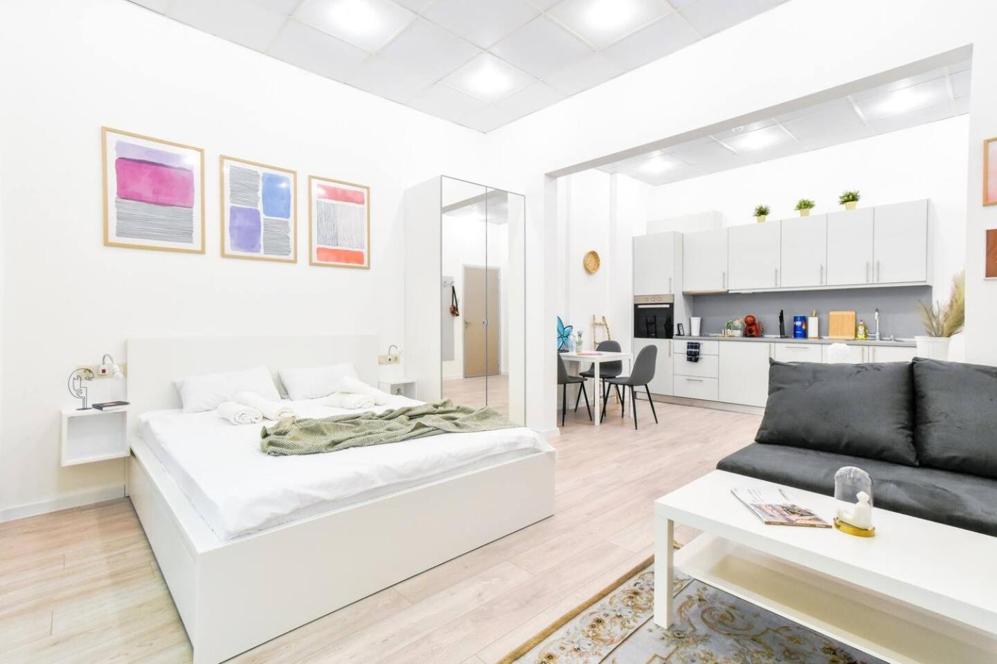 Duplex Condo Prime Location 2Bth 2 Studios صوفيا المظهر الخارجي الصورة