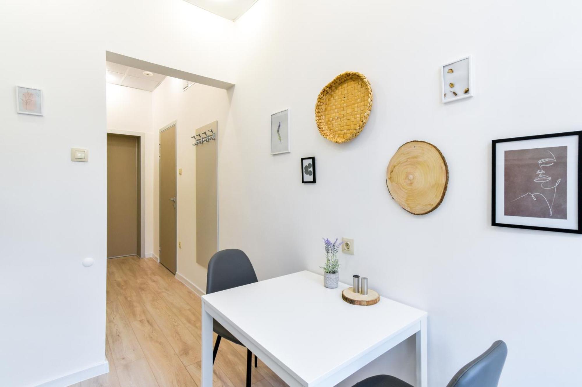 Duplex Condo Prime Location 2Bth 2 Studios صوفيا المظهر الخارجي الصورة