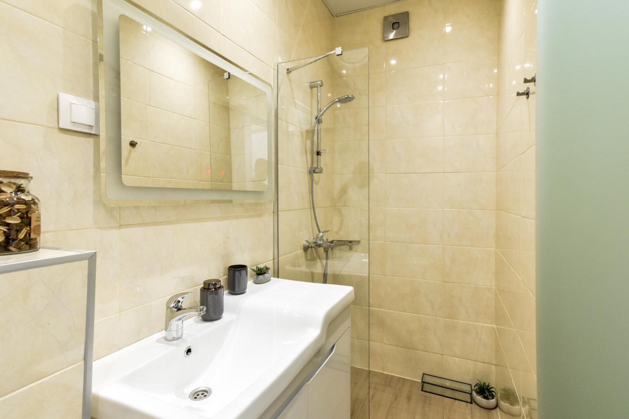 Duplex Condo Prime Location 2Bth 2 Studios صوفيا المظهر الخارجي الصورة